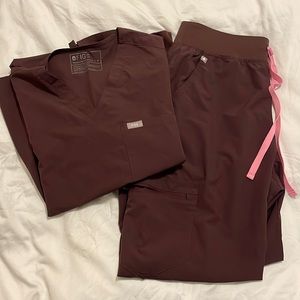 FIGS ESPRESSO SCRUB SET